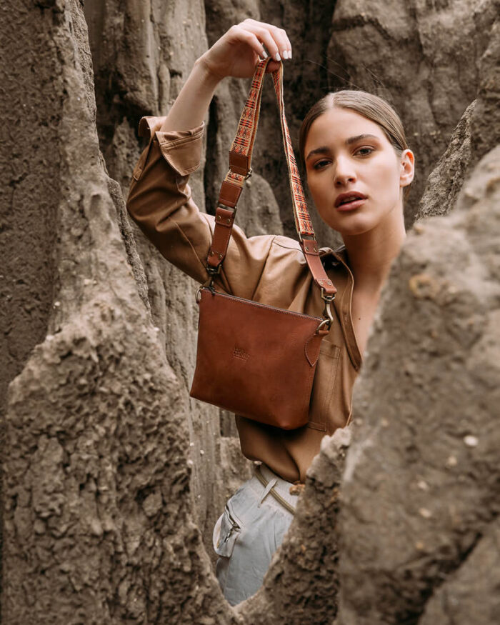 bandolera de cuero mujeres