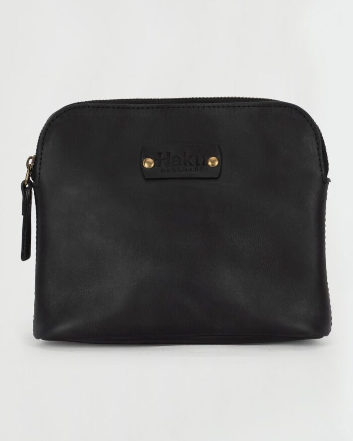 Cosmetiquera cuero negro