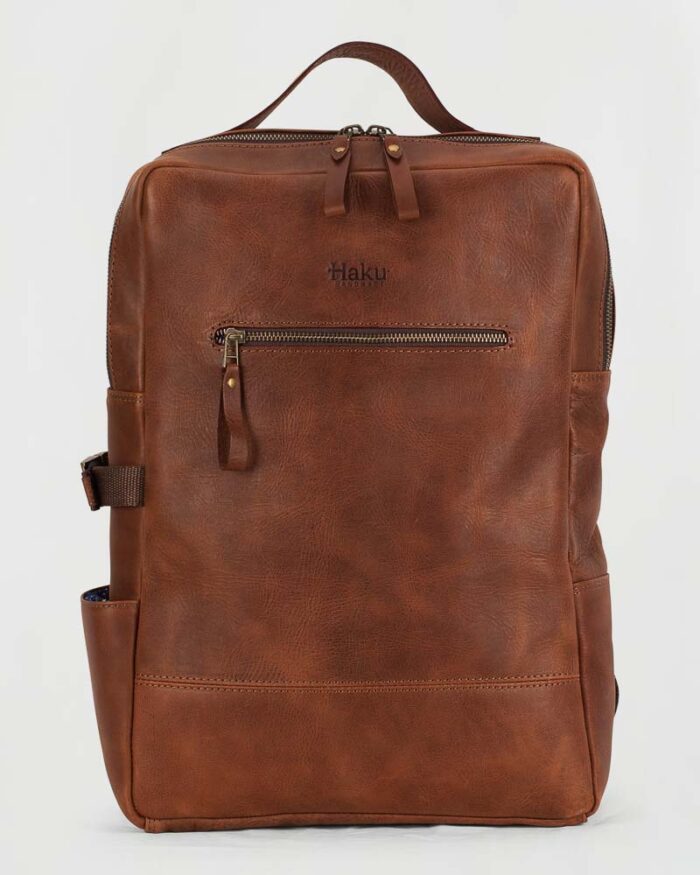 Mochila en cuero café