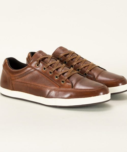 Zapato Deportivo en cuero Max