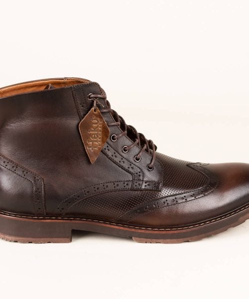 Alternative view of Bota en cuero Marco