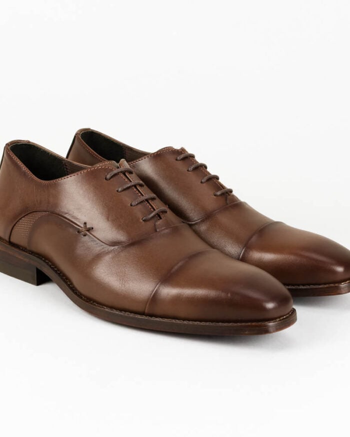 Zapato Oxford en cuero Valentino