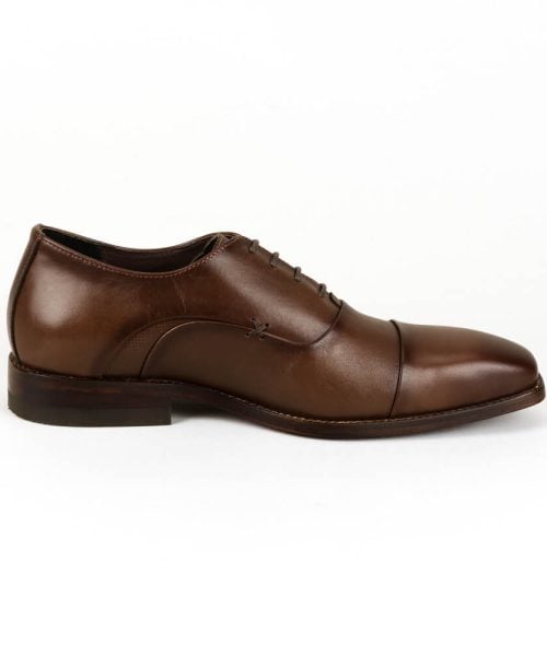 Alternative view of Zapato Oxford en cuero Valentino