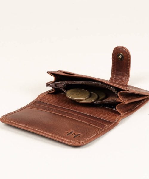 Alternative view of Billetera de cuero Chulla